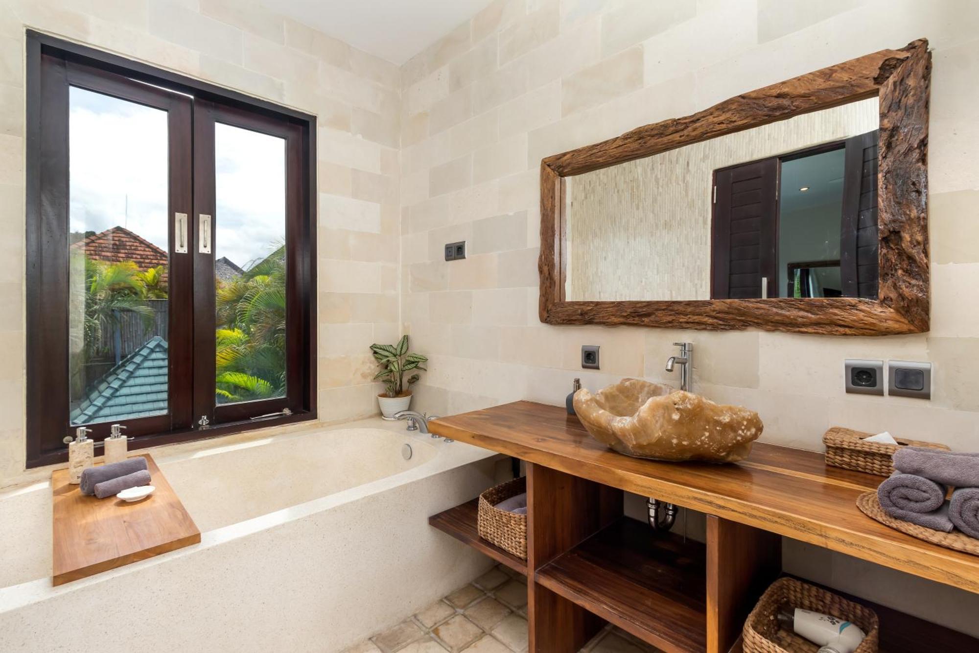 Villa Suvitha By Finder